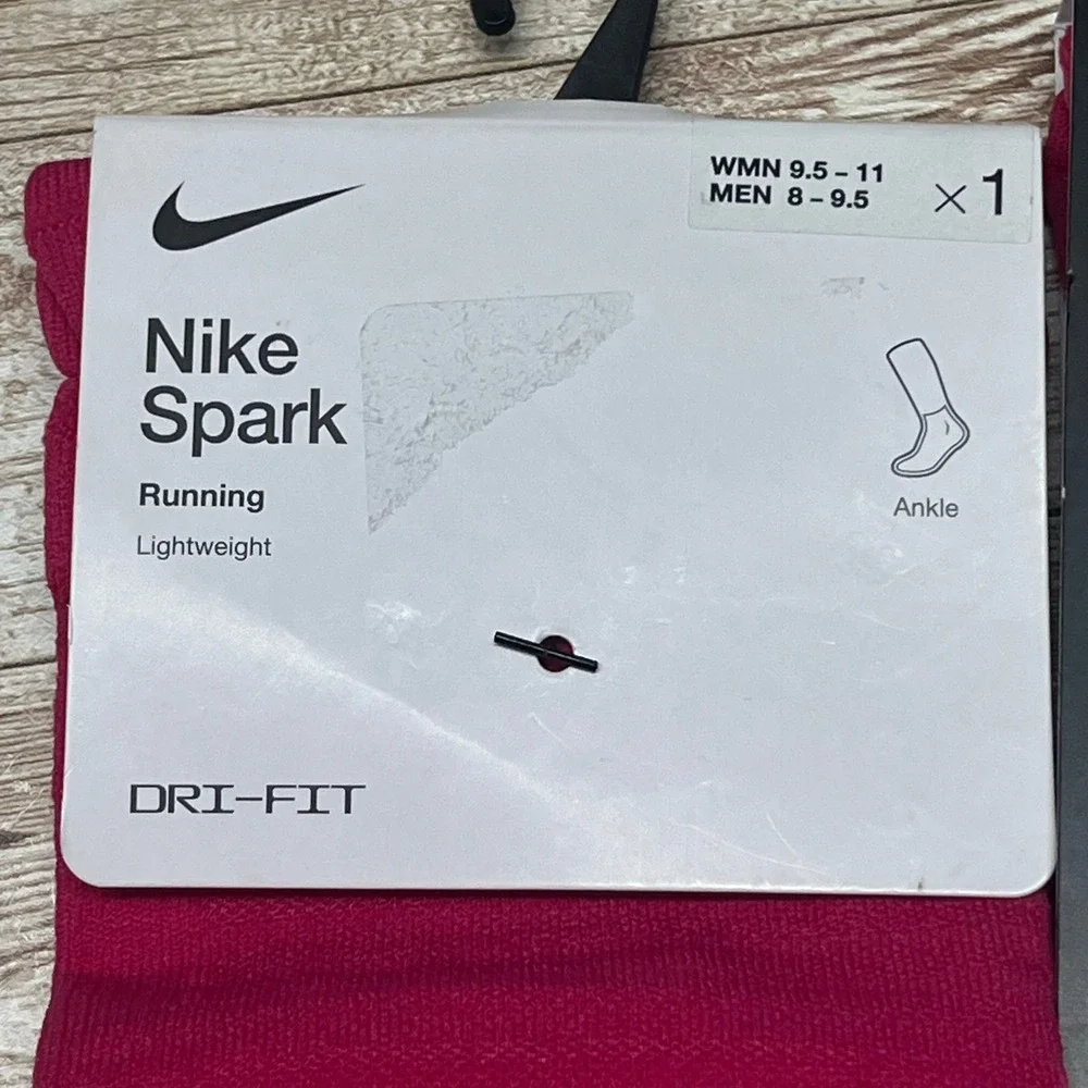 2 Pair Nike Spark‎ Running Ankle Socks Dri Fit Men 8 9.5 Pink Athletic $40 MRSP